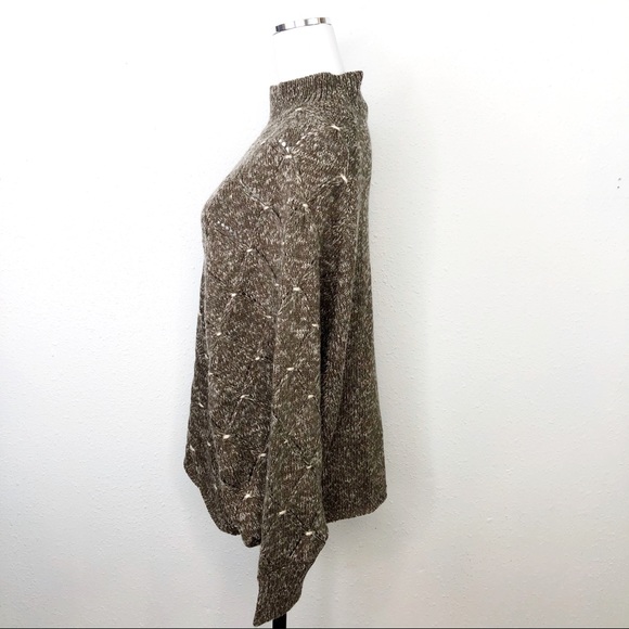 Hem & Thread Brown Dolman Sweater Size Medium - Picture 2 of 7